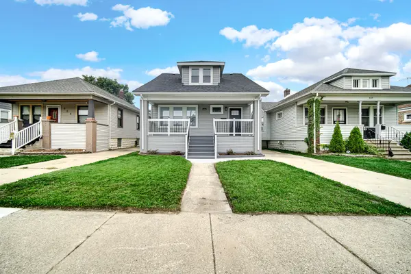 656 Freeland AVE, Calumet City, IL 60409