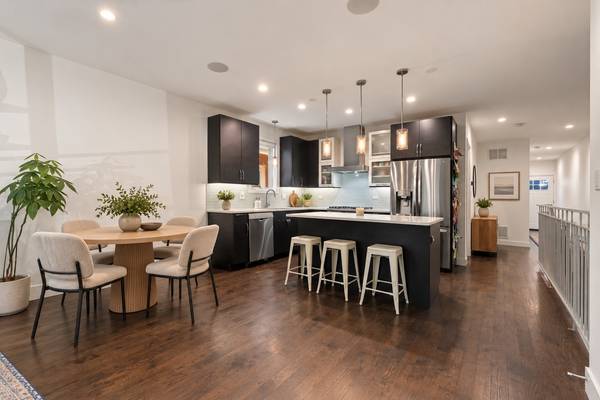 Address not disclosed, Chicago, IL 60622