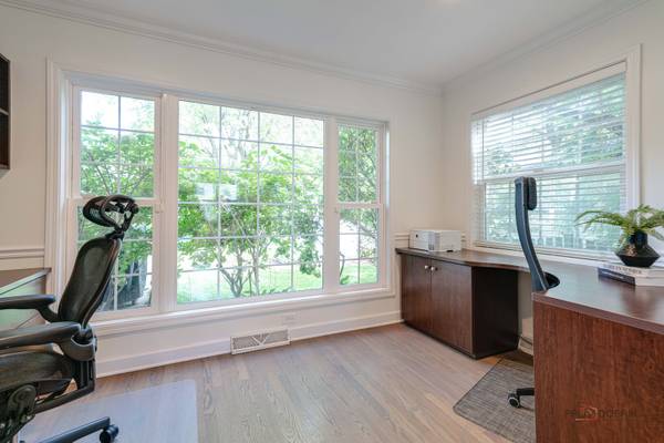 1118 Gordon TER, Deerfield, IL 60015