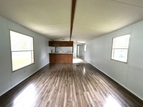 29 Pulaski ST, Mahomet, IL 61853