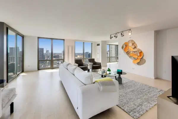 2 E Erie ST #3005, Chicago, IL 60611
