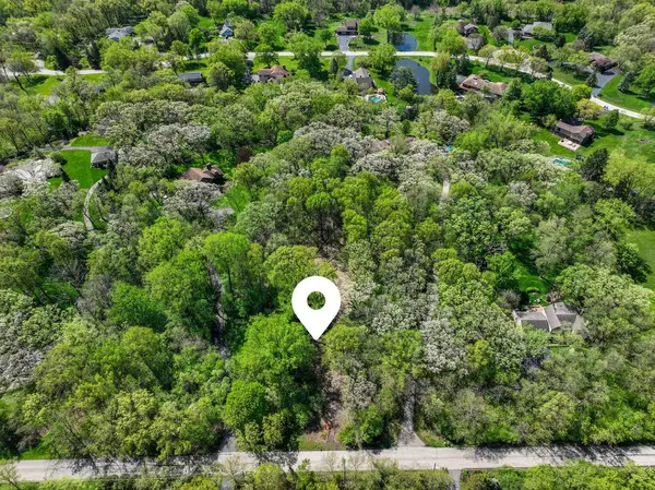 21665 W Boschome DR, Kildeer, IL 60047