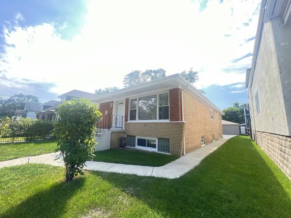847 W 50th ST, Chicago, IL 60609