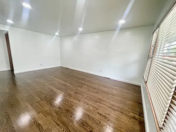 847 W 50th ST, Chicago, IL 60609