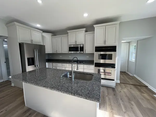 112 E South ST, Granville, IL 61326