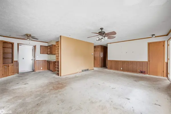 53 9th ST, Woodbine, IA 51579