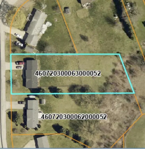 2041 N Coachlight DR, La Porte, IN 46350