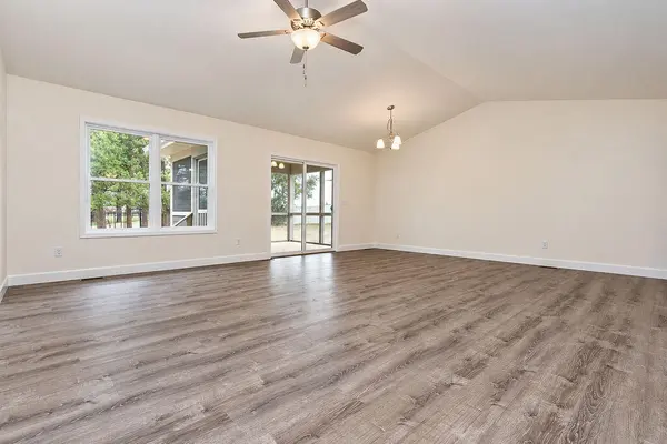 74 Prince William CT, La Porte, IN 46350