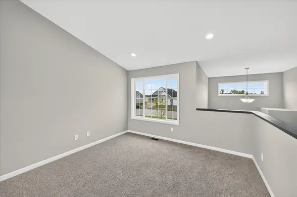 1752 Squirrel WAY, New Richmond, WI 54017