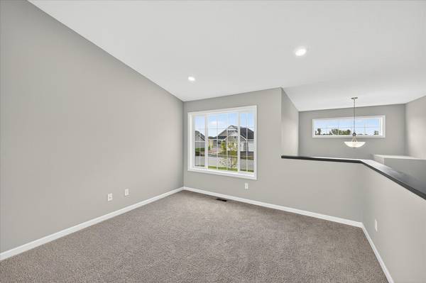 1752 Squirrel WAY, New Richmond, WI 54017