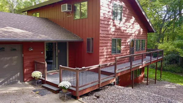 29414 Kiwi CT, Saint Joseph, MN 56374