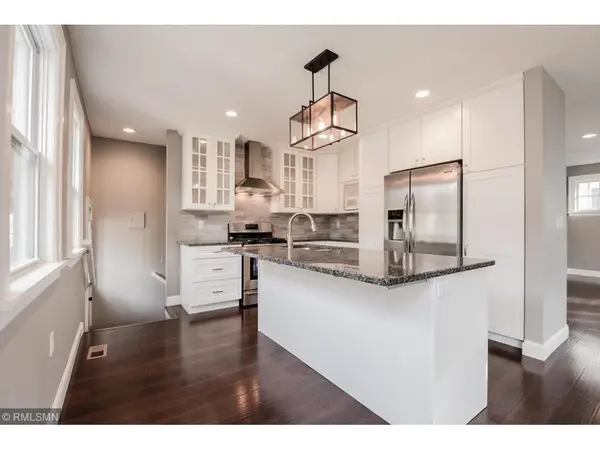 2115 Palace AVE, Saint Paul, MN 55105