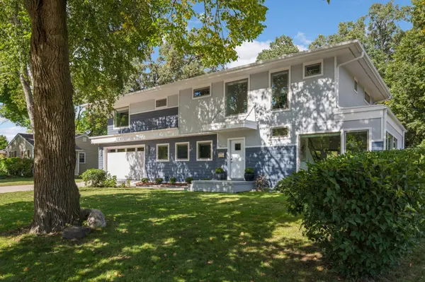 5148 Danens DR, Edina, MN 55439