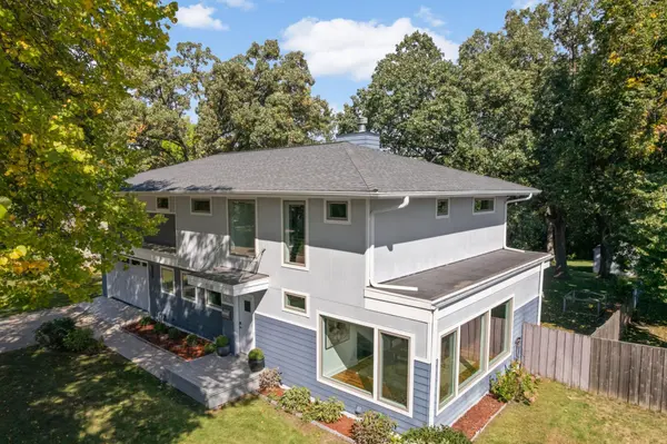 5148 Danens DR, Edina, MN 55439