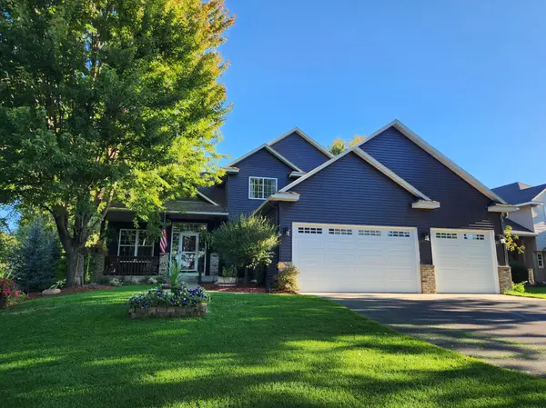 924 36th ST W, Hastings, MN 55033