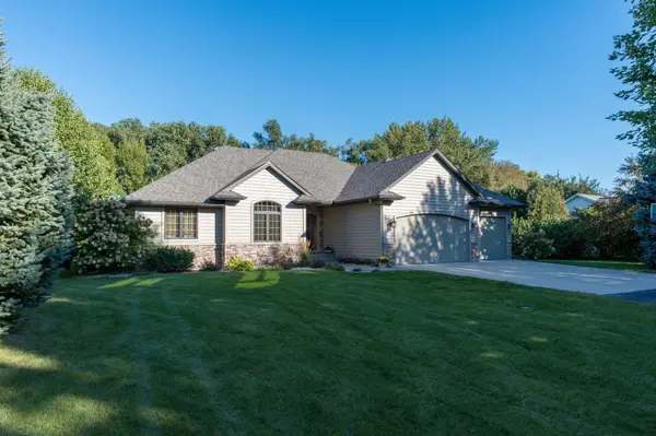 44229 Willow RD, Saint Peter, MN 56082
