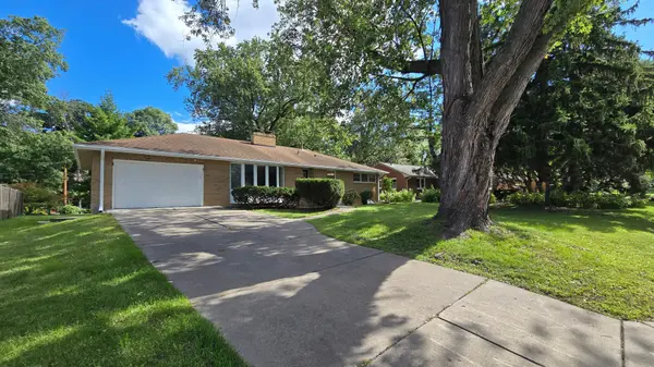 3926 Idaho AVE N, Crystal, MN 55427