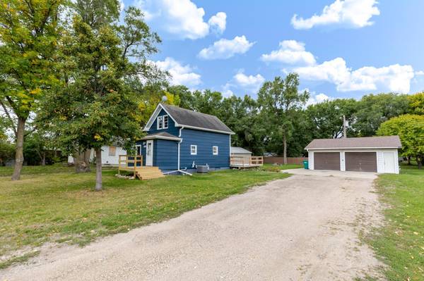 501 Nelson DR, Horace, ND 58047