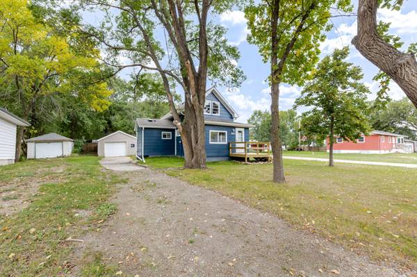 501 Nelson DR, Horace, ND 58047