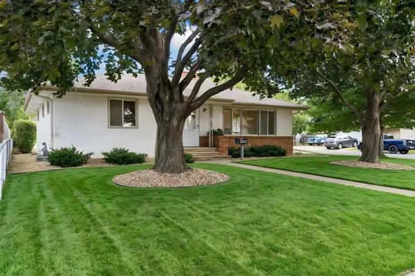 202 Ash ST W, South Saint Paul, MN 55075