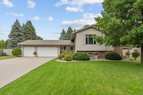 4760 Larson RD, Shoreview, MN 55126