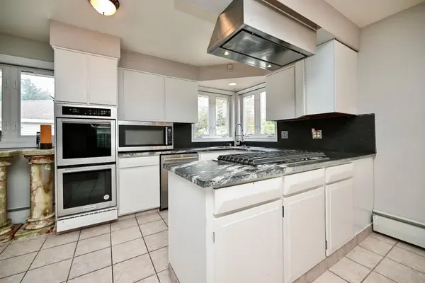 1215 W Mark ST, Winona, MN 55987
