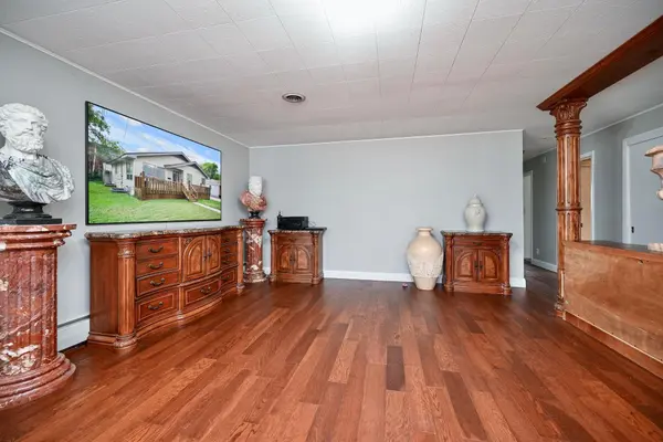 1215 W Mark ST, Winona, MN 55987