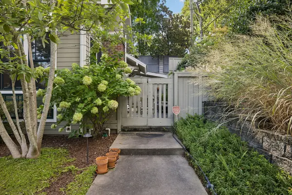2907 Oakland Avenue, Nashville, TN 37212