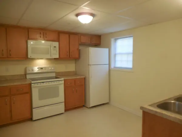 636 Robb Ave #E, Clarksville, TN 37040