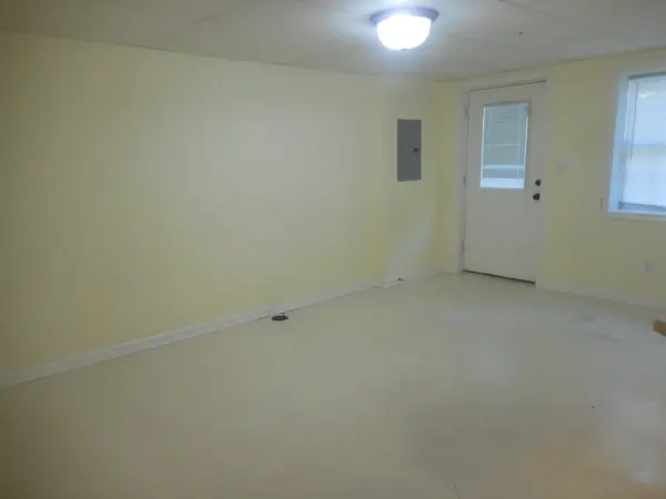 636 Robb Ave #E, Clarksville, TN 37040