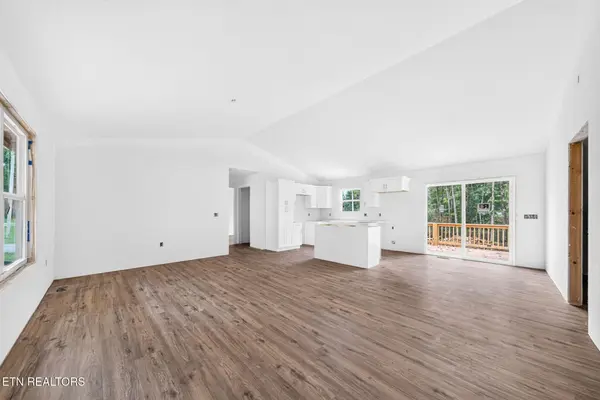 836 Cahita Lane, Crossville, TN 38572