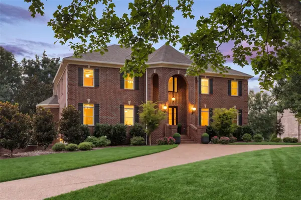 9429 Weatherly Dr, Brentwood, TN 37027