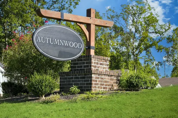 1003 Autumnwood Drive, Dickson, TN 37055