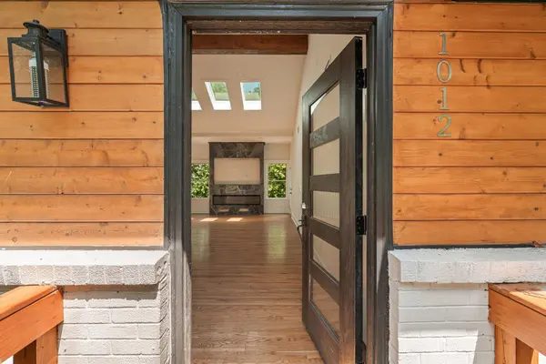 1012 Rodney Dr, Nashville, TN 37205