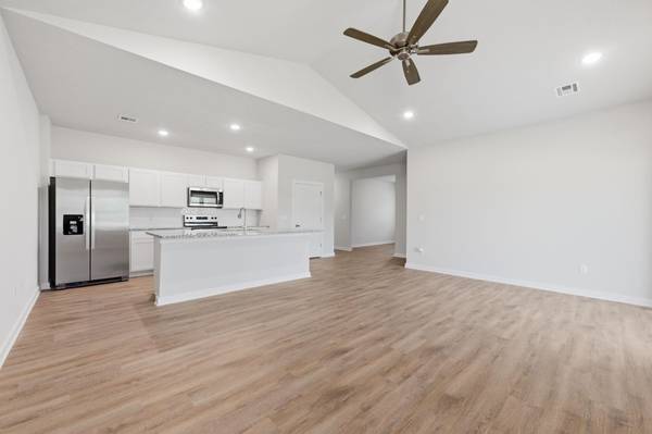 3580 E Bearsden St, Derby, KS 67037-7821