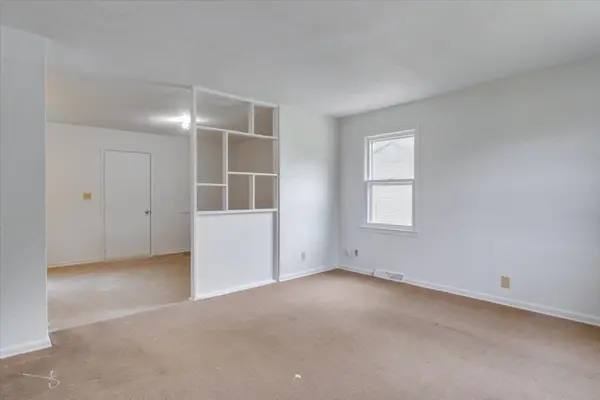 2229 E 53rd, Wichita, KS 67216