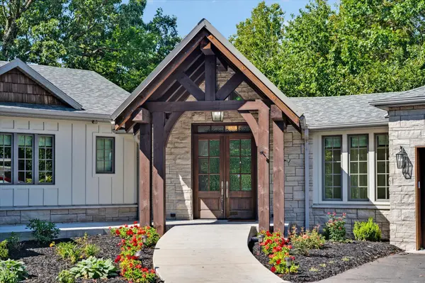 4901 E Farm Rd 66, Springfield, MO 65803