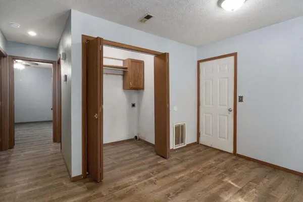 1121 S Colgate AVE, Springfield, MO 65802