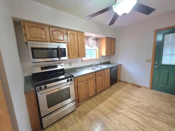 418 S 3rd ST, Houston, MO 65483
