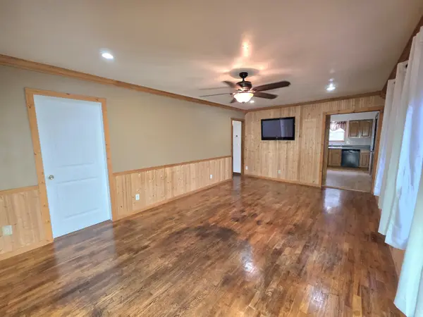 418 S 3rd ST, Houston, MO 65483