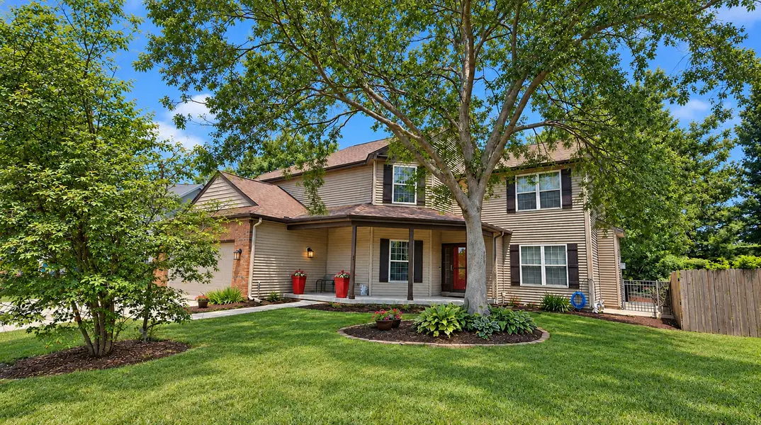 2702 Springhill LN, Champaign, IL 61822