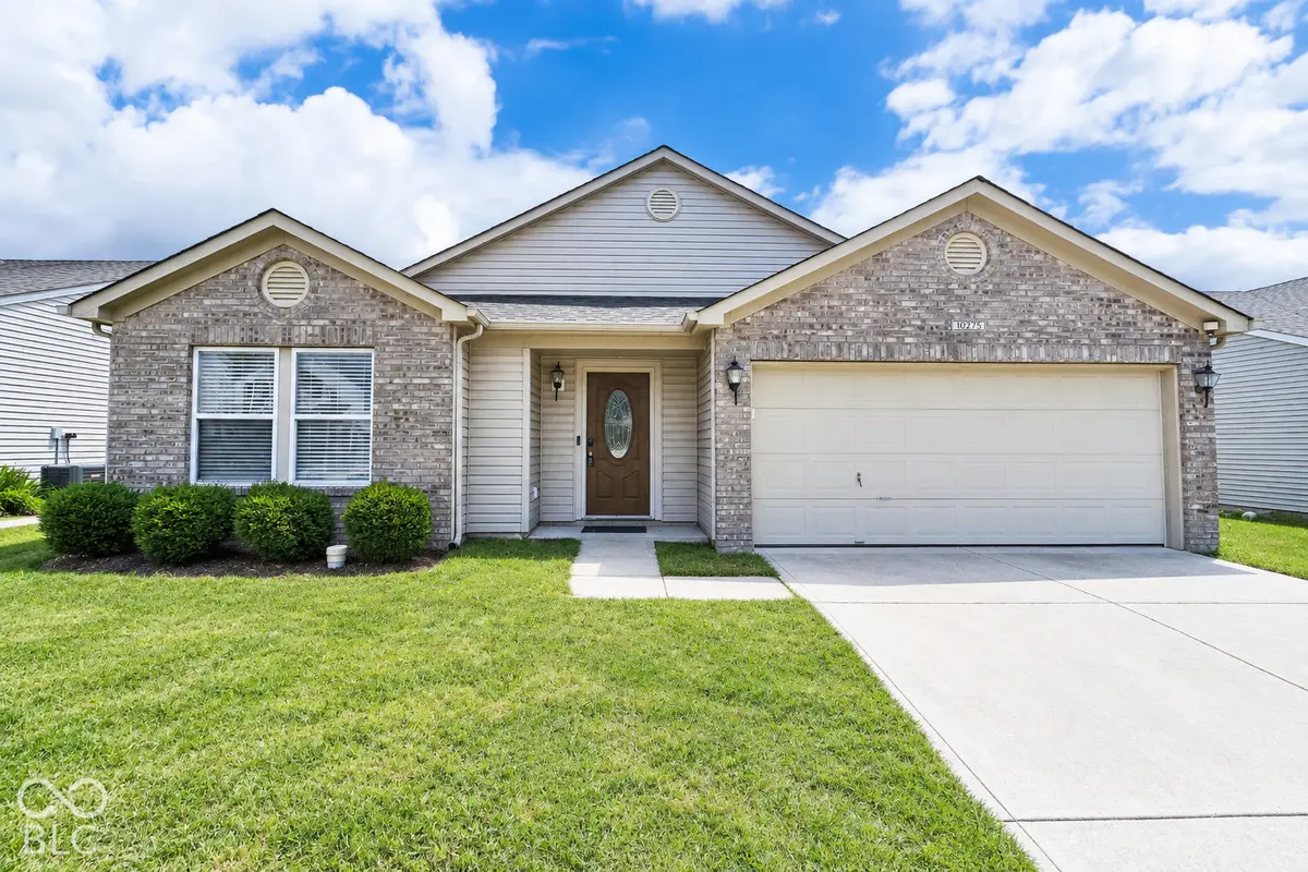 10275 Lothbury CIR, Fishers, IN 46037