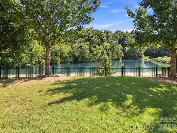 605 Gardenbrook TRL, Belmont, NC 28012