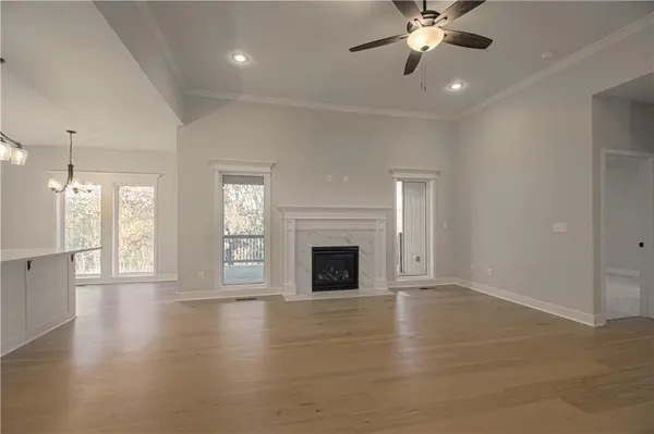 3327 NW 93rd ST, Kansas City, MO 64154