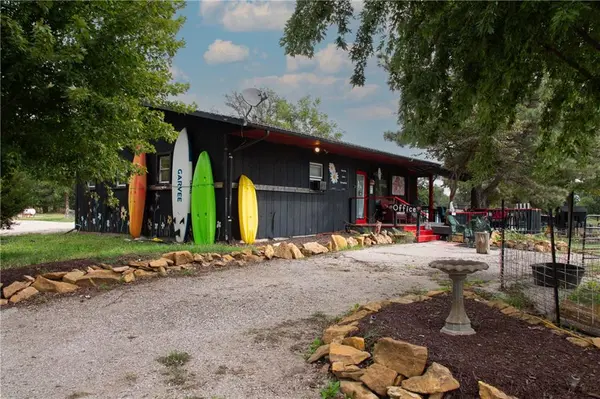 3061 Georgia RD, Ottawa, KS 66067