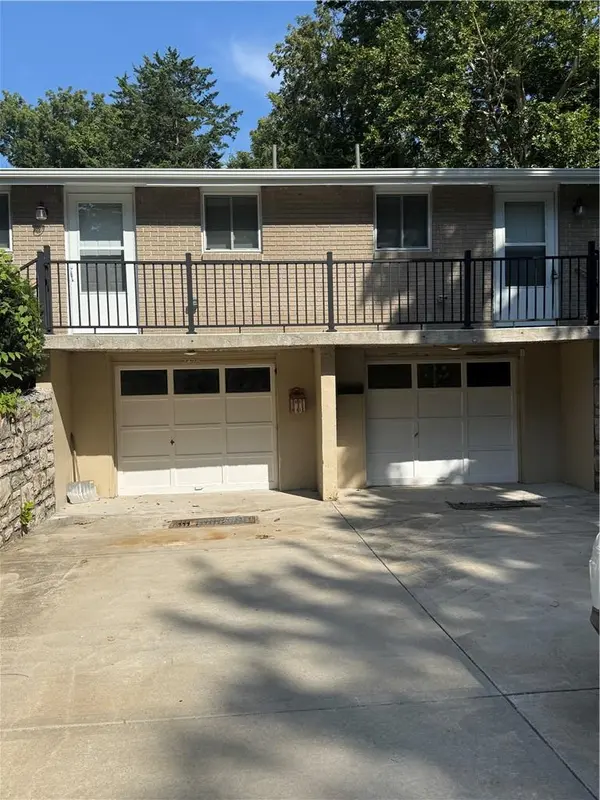2429 Harvard AVE, Independence, MO 64052