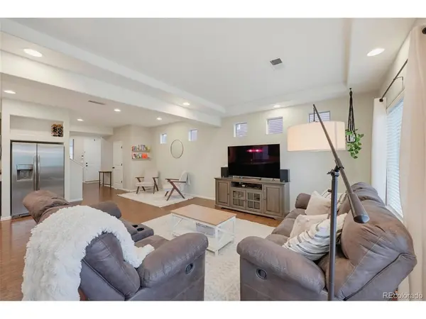 1516 Raindrop, Castle Rock, CO 80109