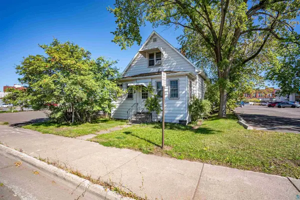 1418 Banks Ave, Superior, WI 54880