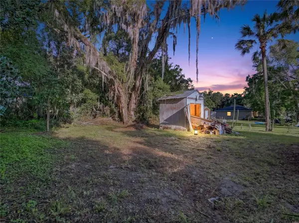 318 S MASSACHUSETTS AVE, Deland, FL 32724