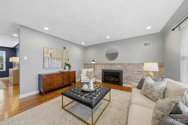 5926 Crane CIR, St Louis, MO 63109